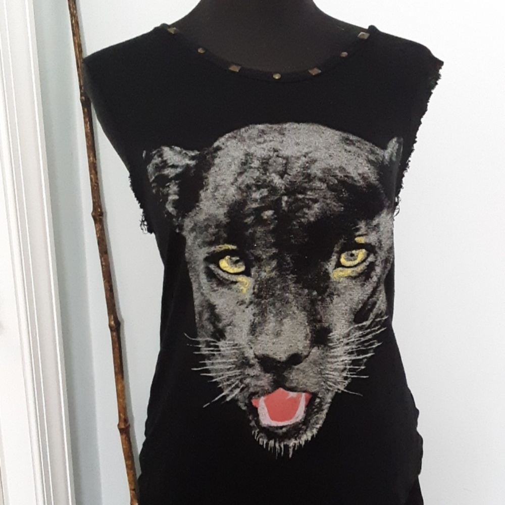 Romeo and Juliet graphic t